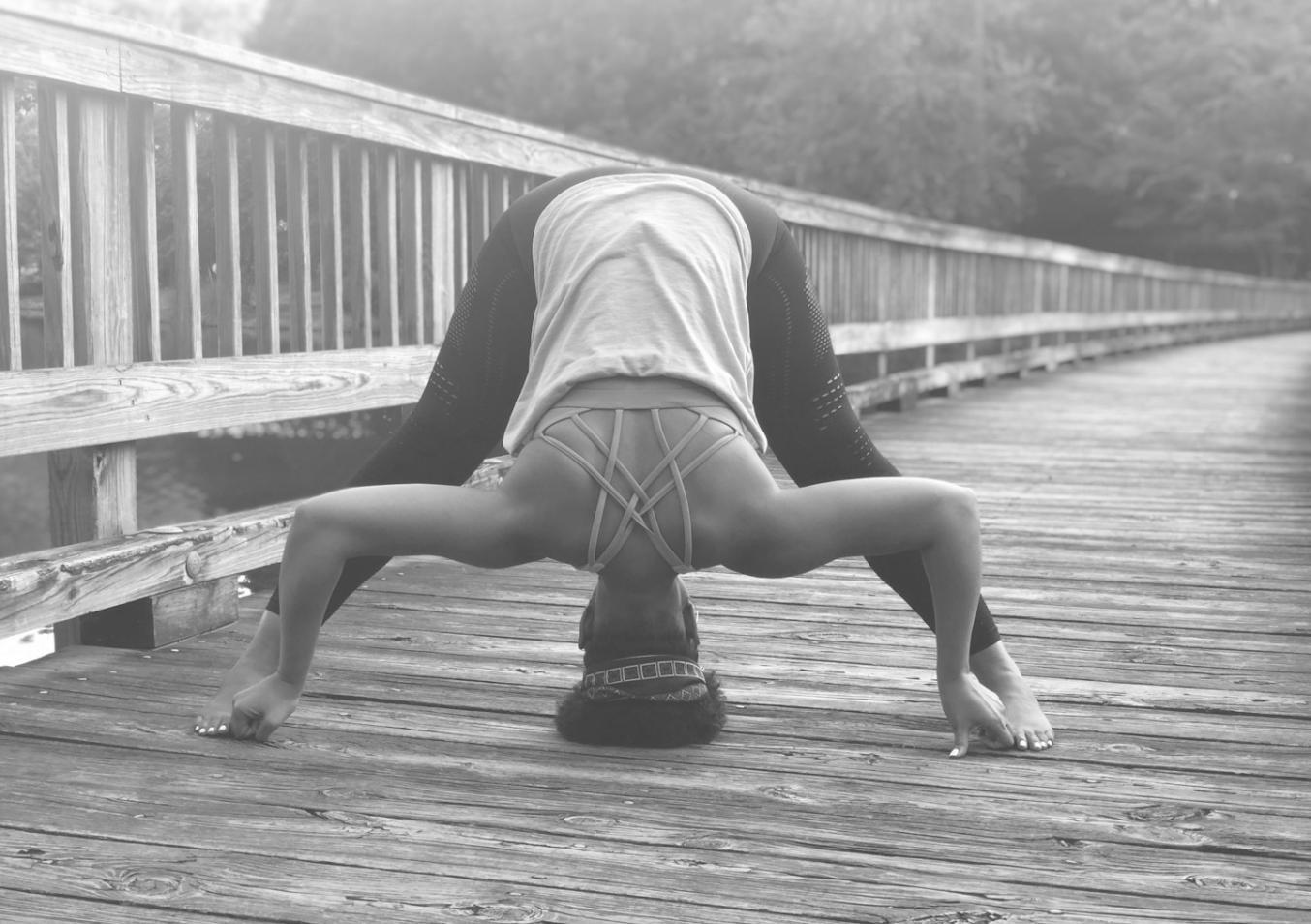 Pratica meditativa in gruppo durante le sessioni settimanali